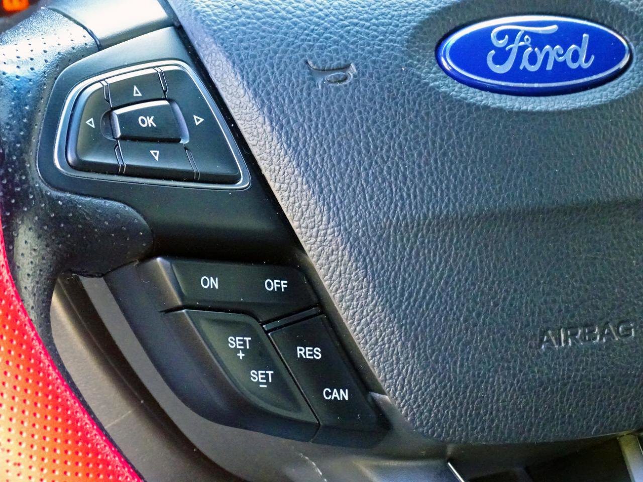 Used 2017 Ford Focus ST FWD image 17