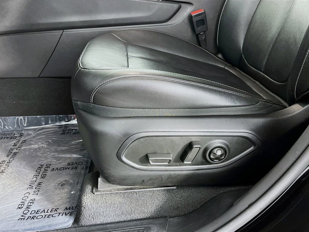 Used 2022 Jeep Grand Cherokee Limited 4xe image 29