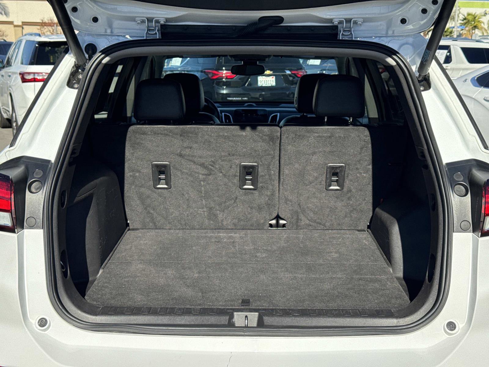 Used 2022 Chevrolet Equinox Premier image 25