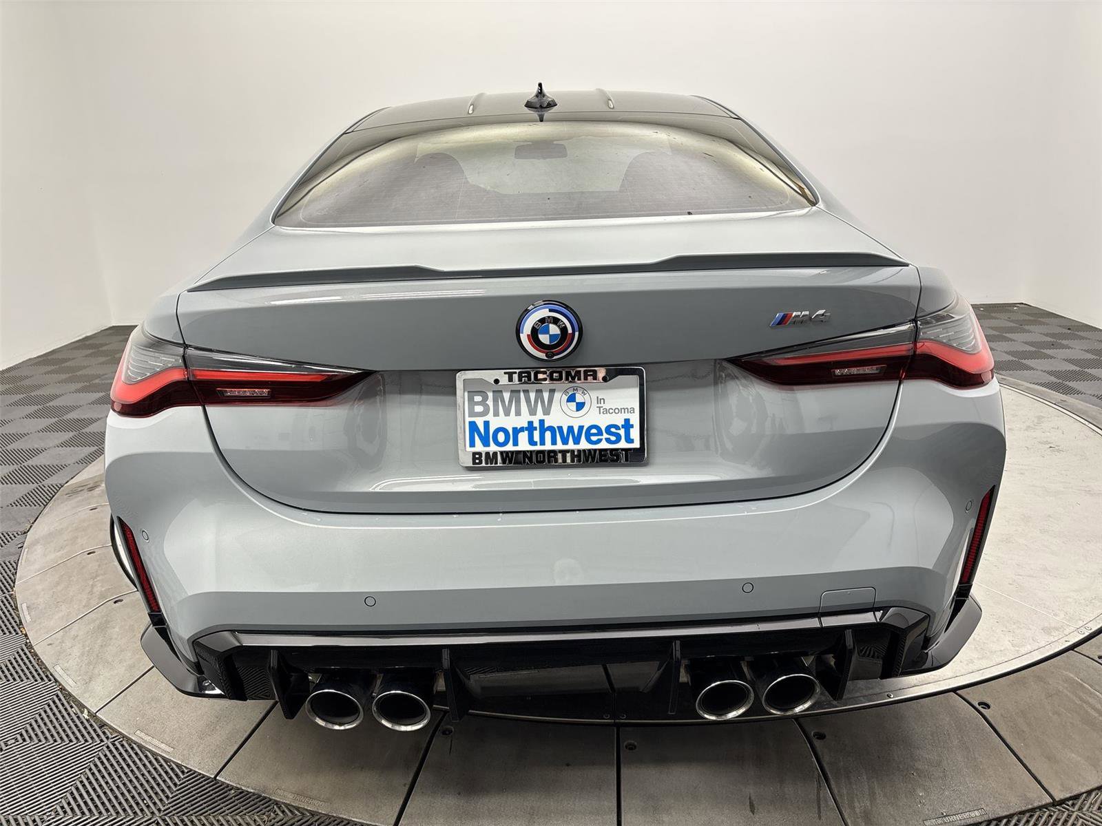 Used 2023 BMW M4 Coupe w/ Executive Package image 15