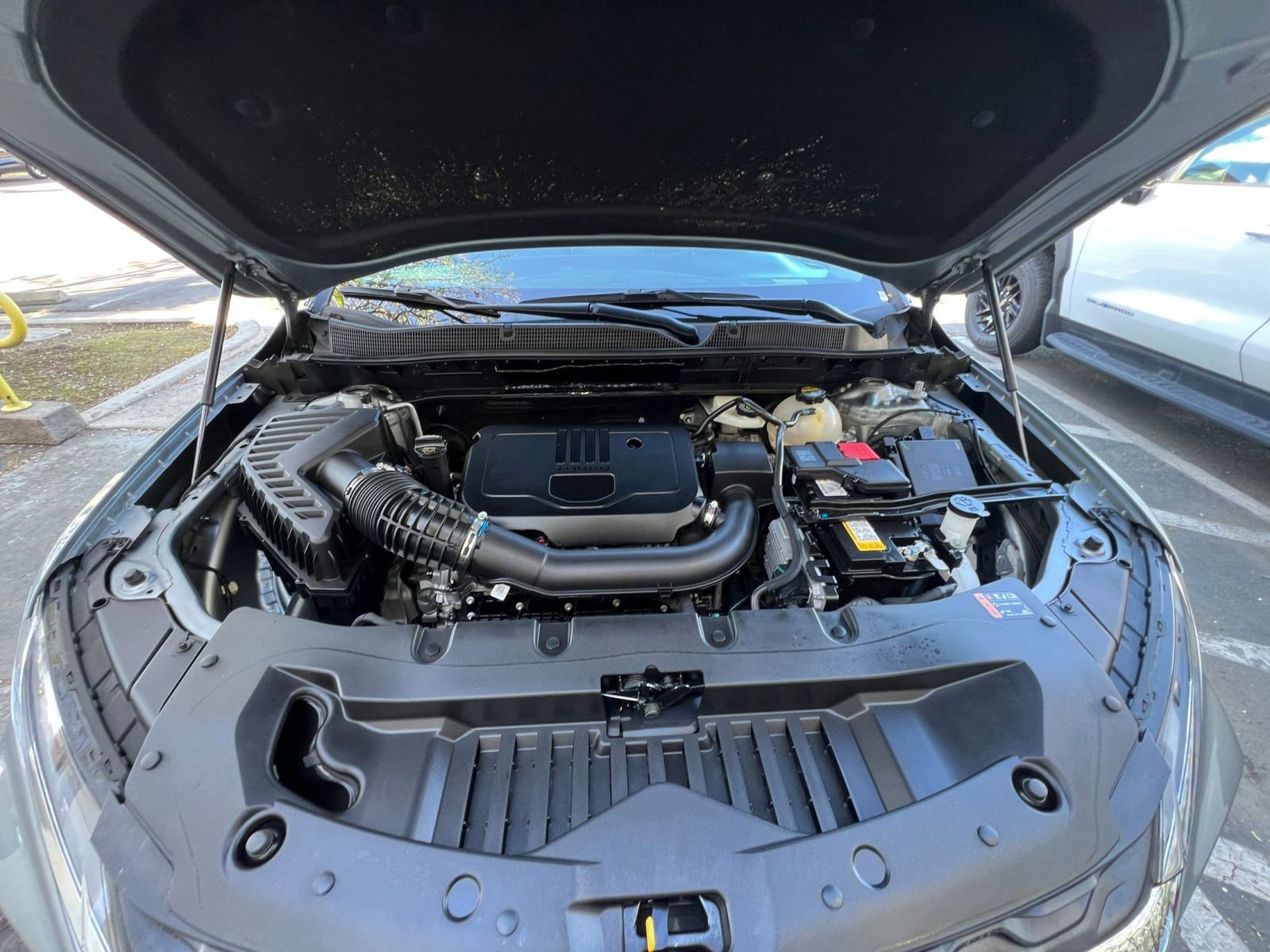 Used 2025 Chevrolet Blazer LT image 34