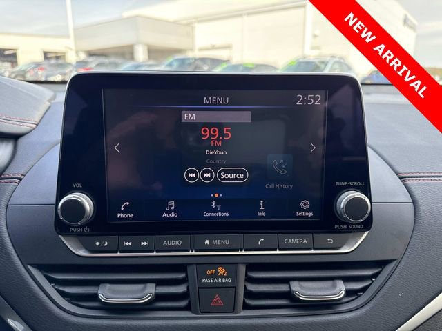 Used 2022 Nissan Altima 2.5 SR image 23