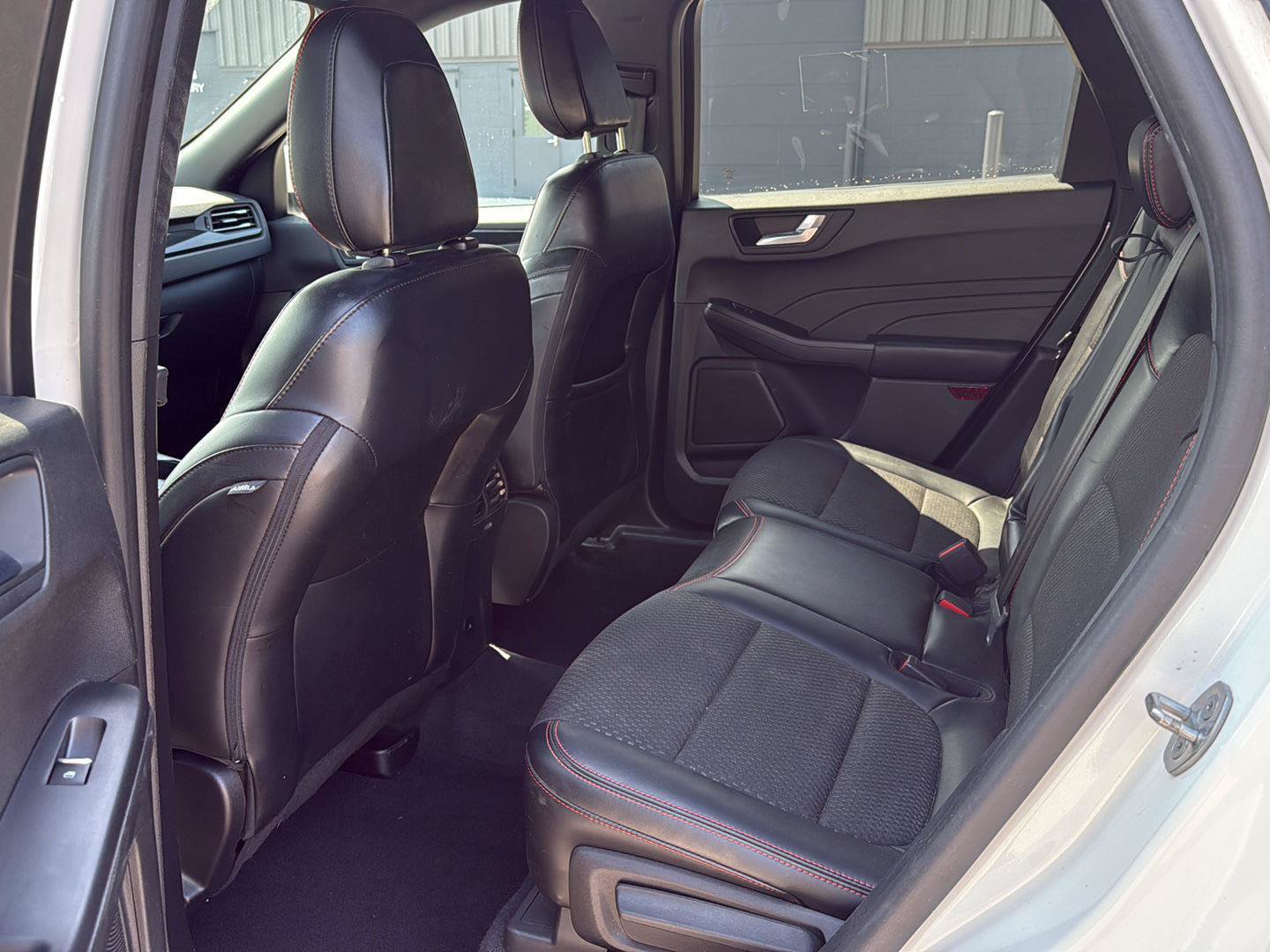 Used 2023 Ford Escape ST-Line Select w/ Tech Pack #1 AWD/4WD image 10