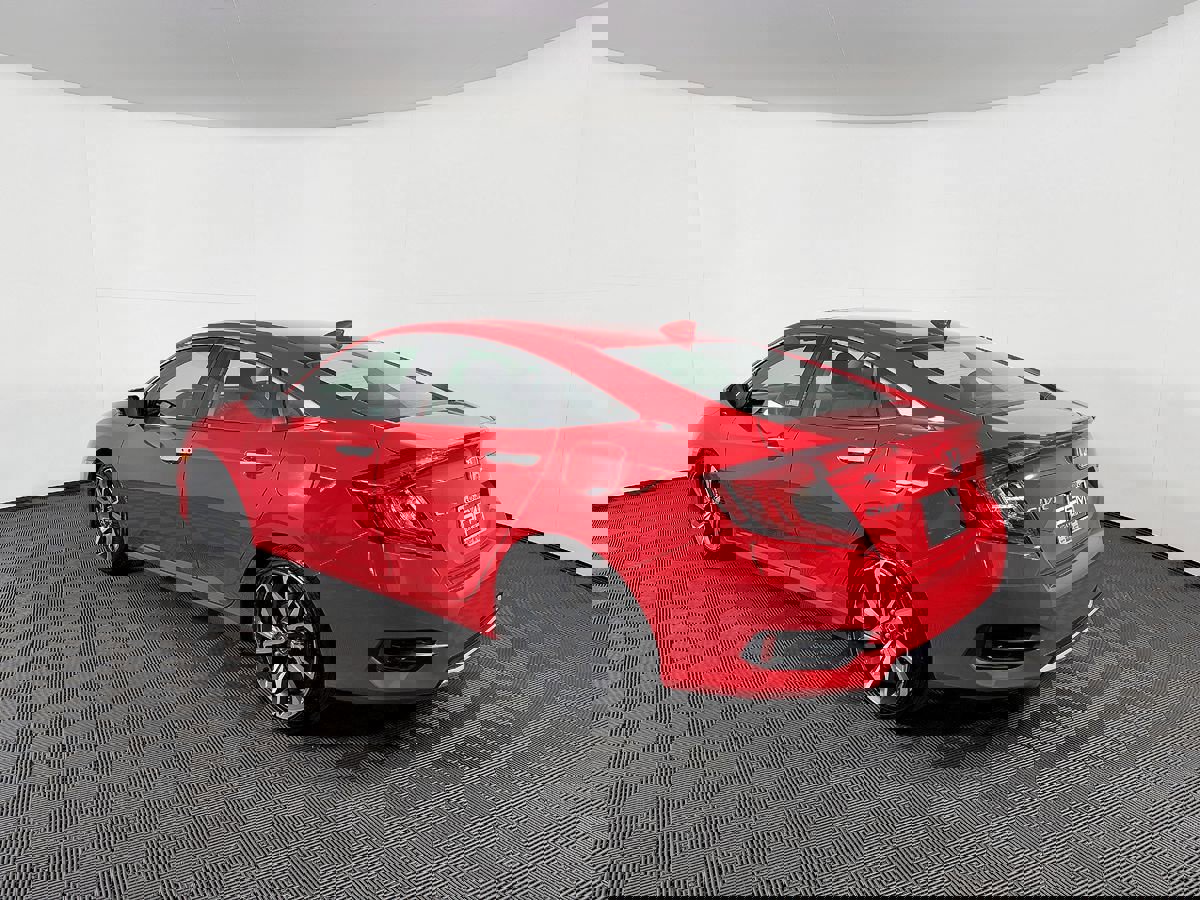 Used 2020 Honda Civic Touring image 17