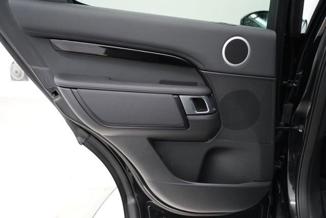 Used 2024 Land Rover Discovery S image 51