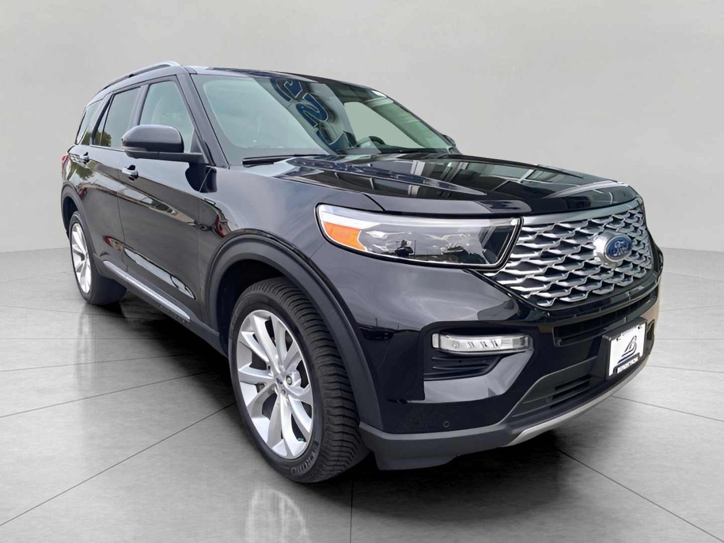 Certified 2022 Ford Explorer Platinum w/ Equipment Group 601A
