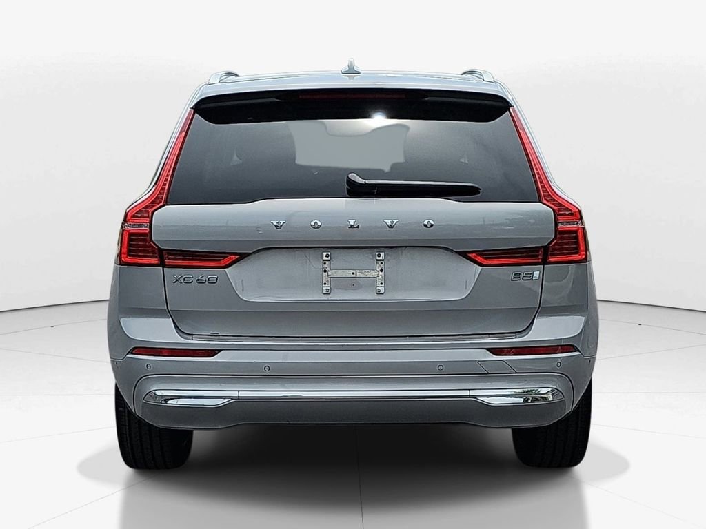 Used 2023 Volvo XC60 B5 Plus w/ Protection Package Premier FWD image 7