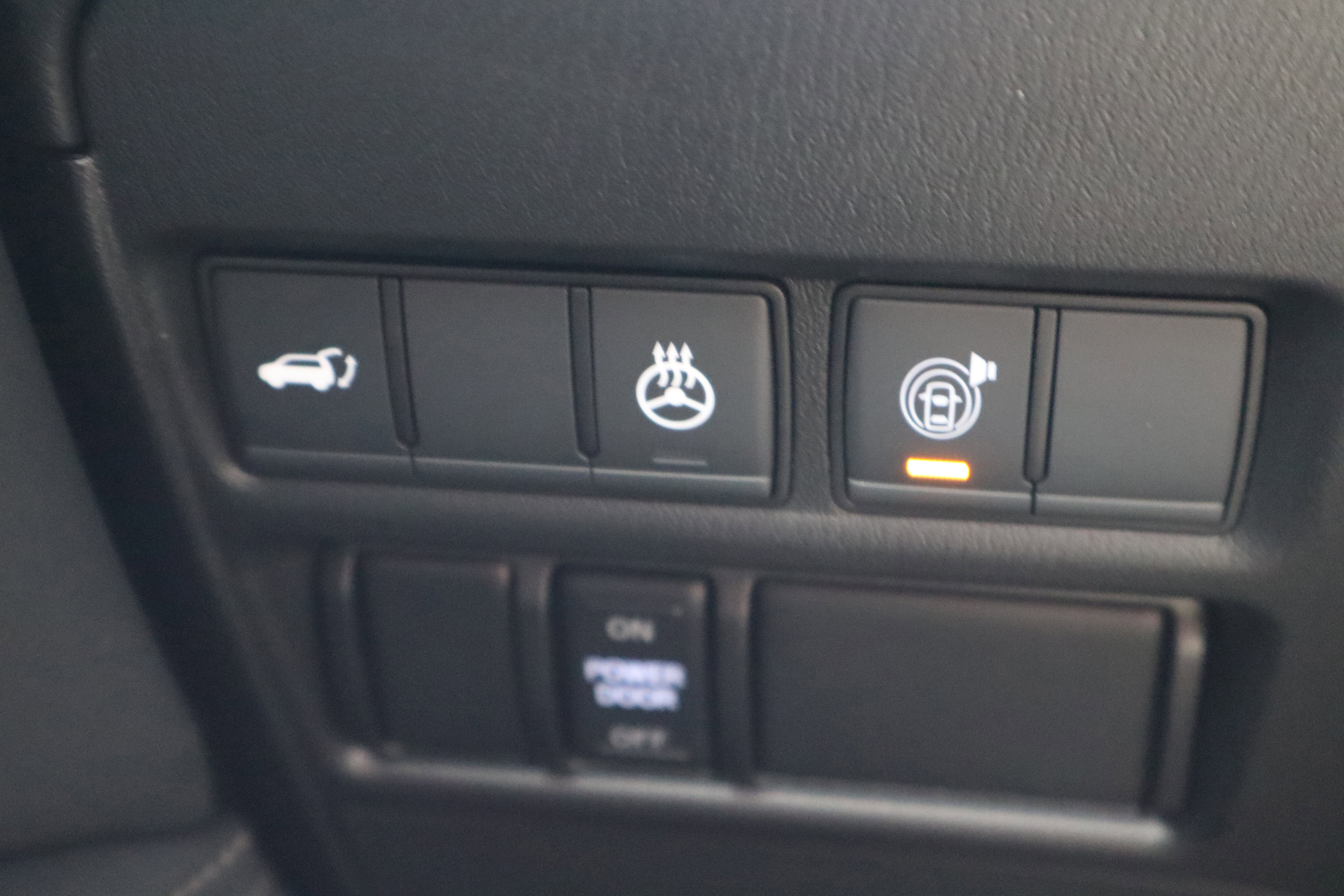 Used 2024 Nissan Armada Platinum w/ Captain's Chairs Package image 28