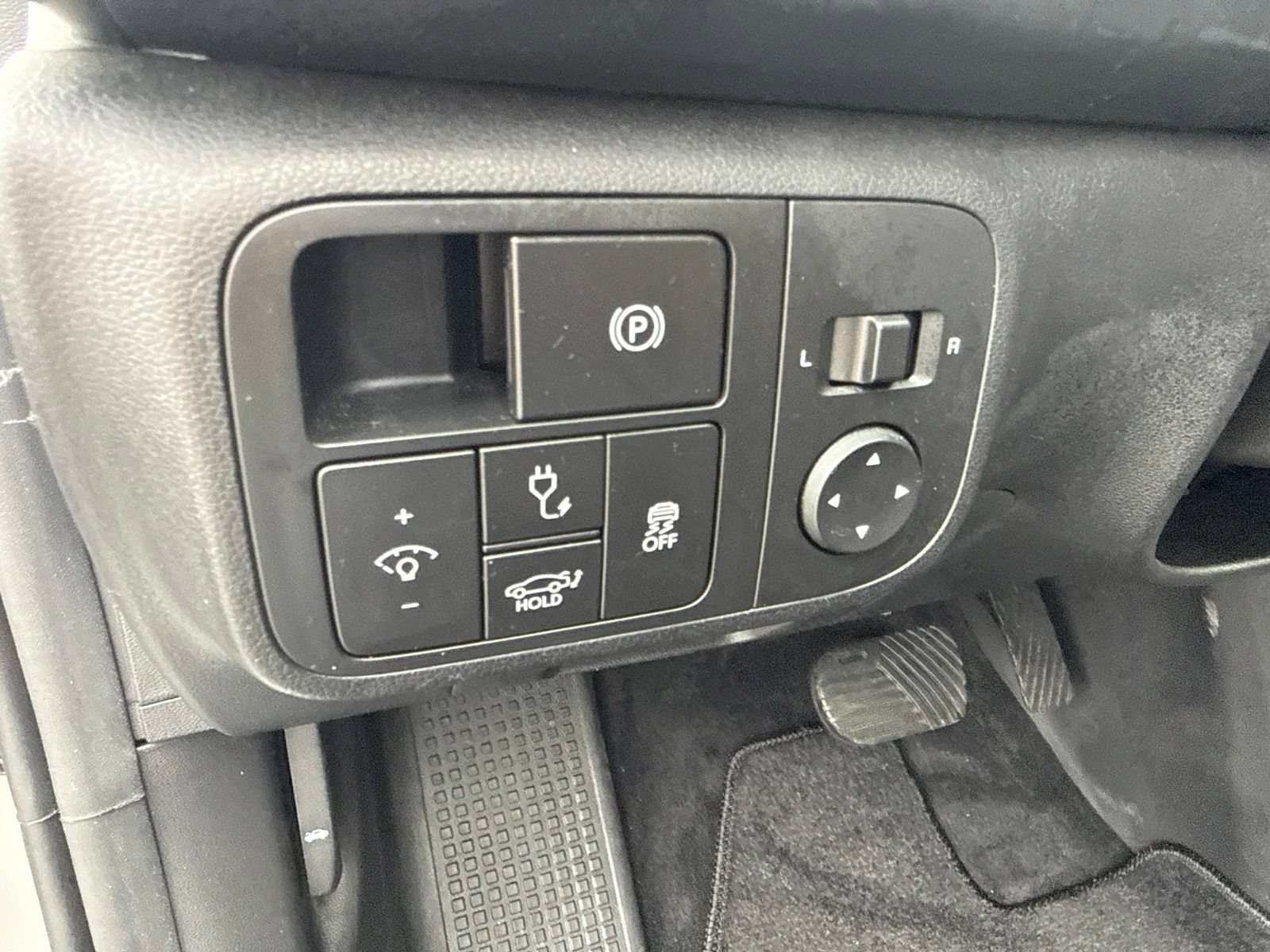 Certified 2023 Hyundai Ioniq 6 SEL AWD/4WD image 20
