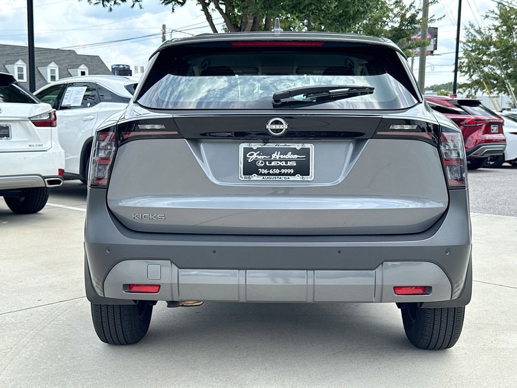 Used 2025 Nissan Kicks S FWD image 7