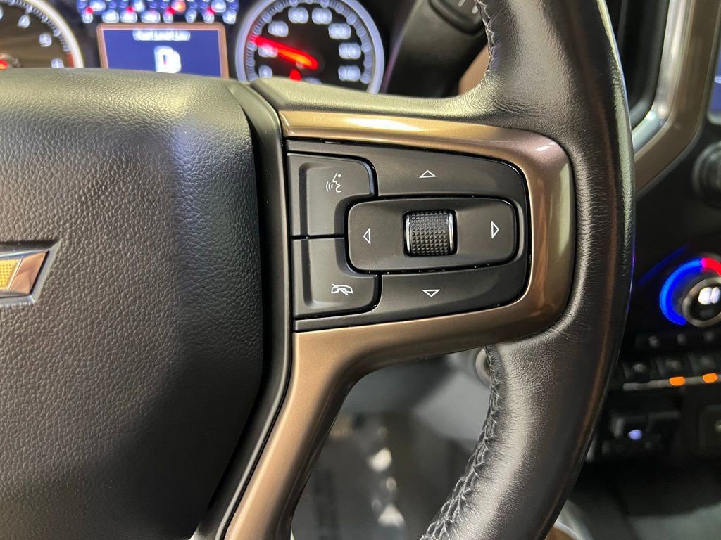 Used 2020 Chevrolet Silverado 1500 High Country w/ Technology Package image 21