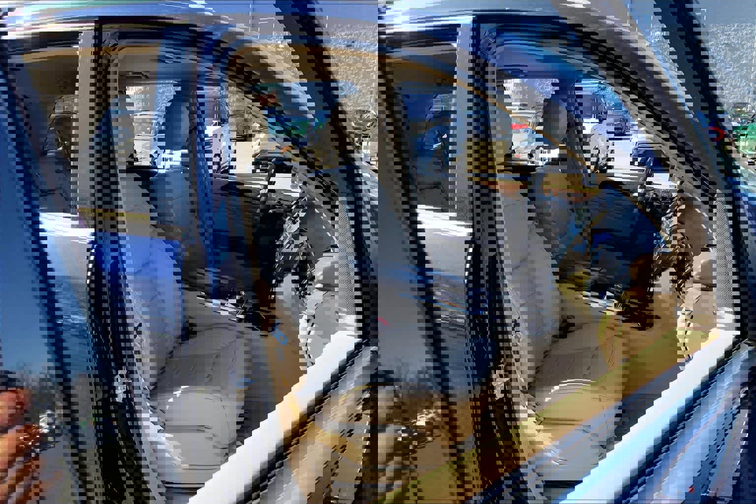 Used 2015 Mercedes-Benz ML 350 4MATIC image 9