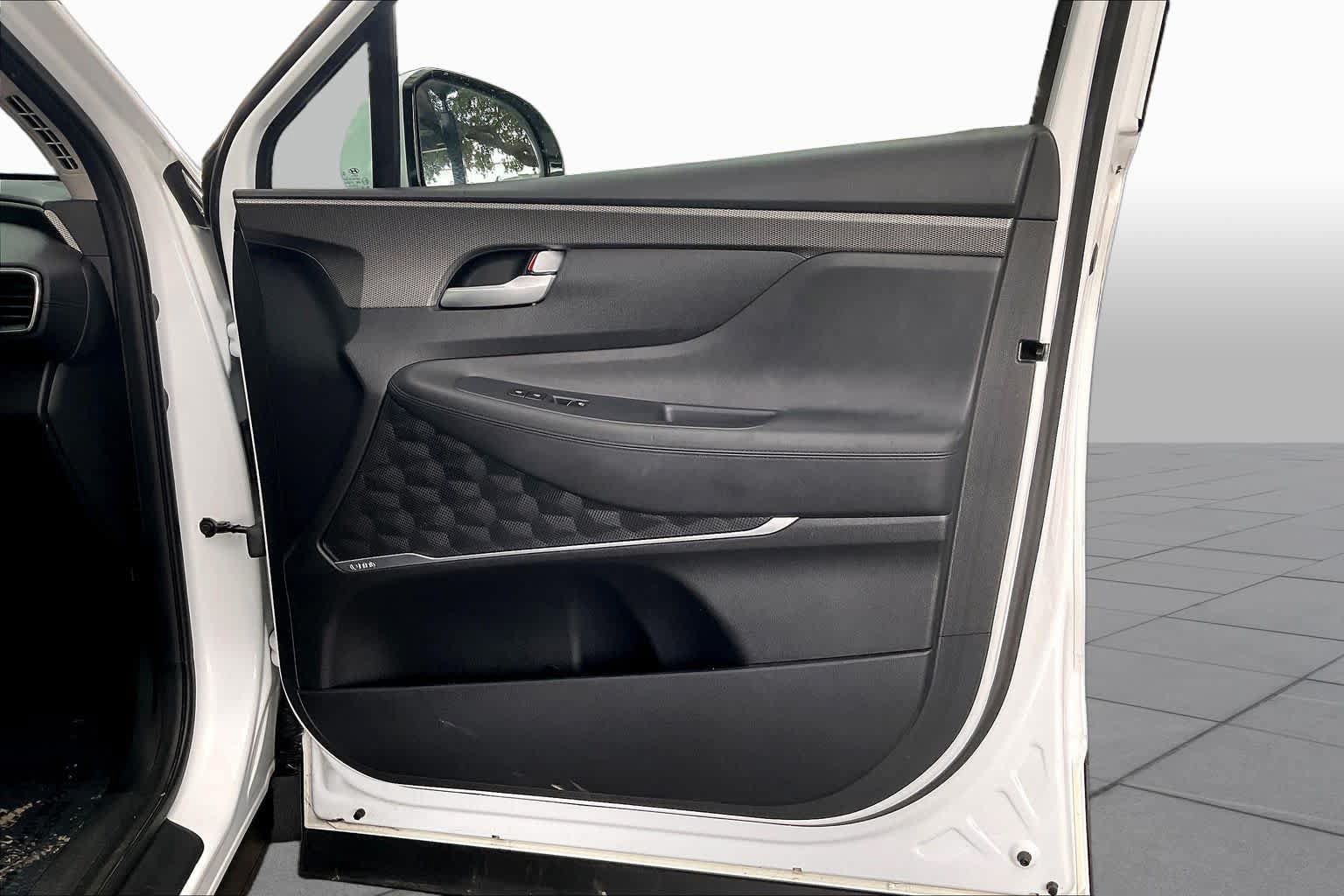 Used 2020 Hyundai Santa Fe SEL w/ Convenience Package FWD image 23