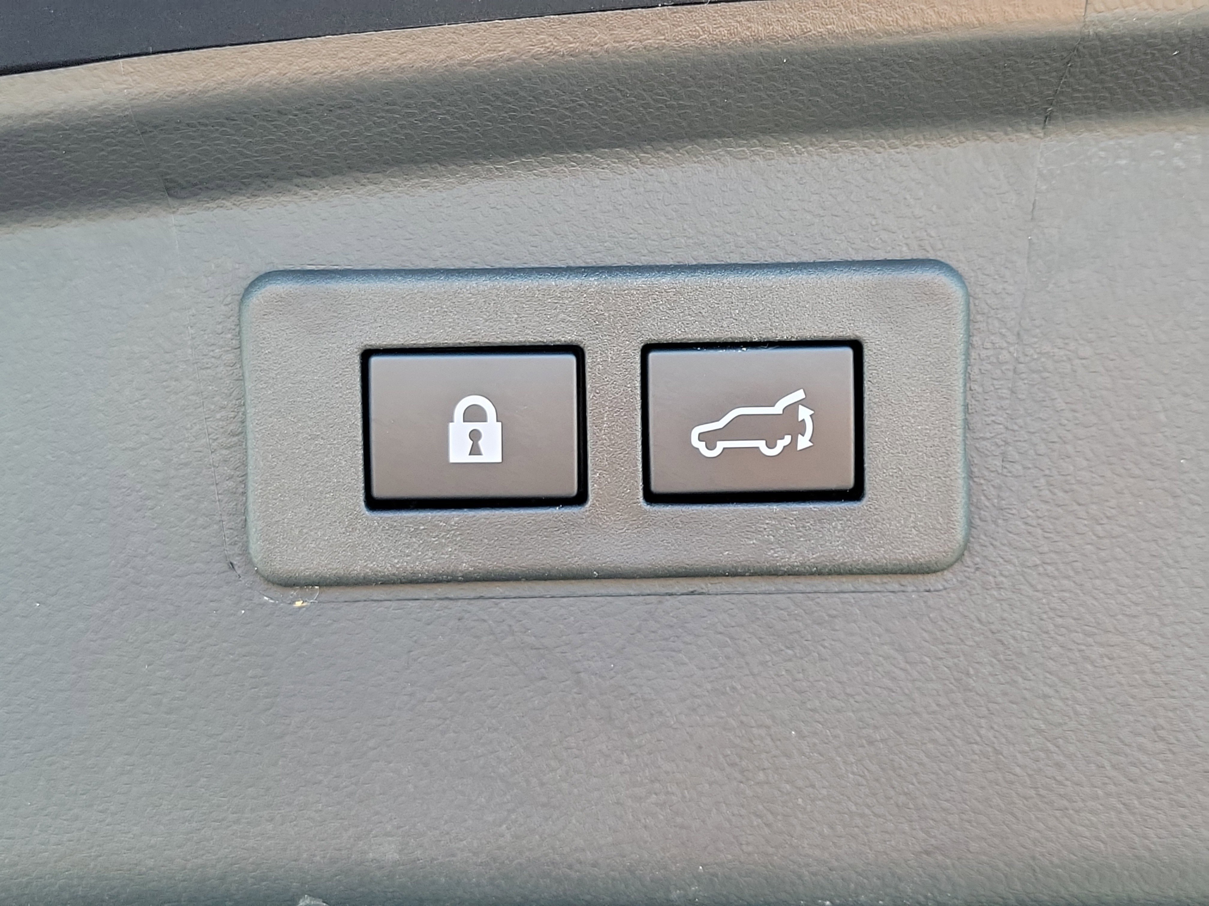 Certified 2025 Subaru Outback Limited image 13