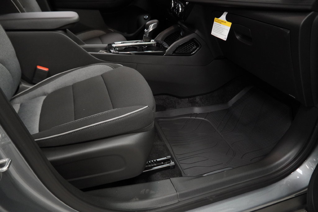 New 2026 Chevrolet TrailBlazer LT w/ Convenience Package FWD image 38
