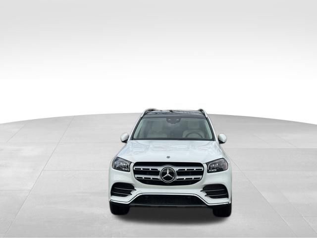 Used 2022 Mercedes-Benz GLS 450 4MATIC image 10