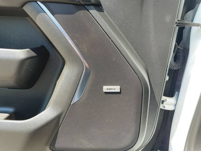 Used 2022 Chevrolet Suburban Premier AWD/4WD image 23
