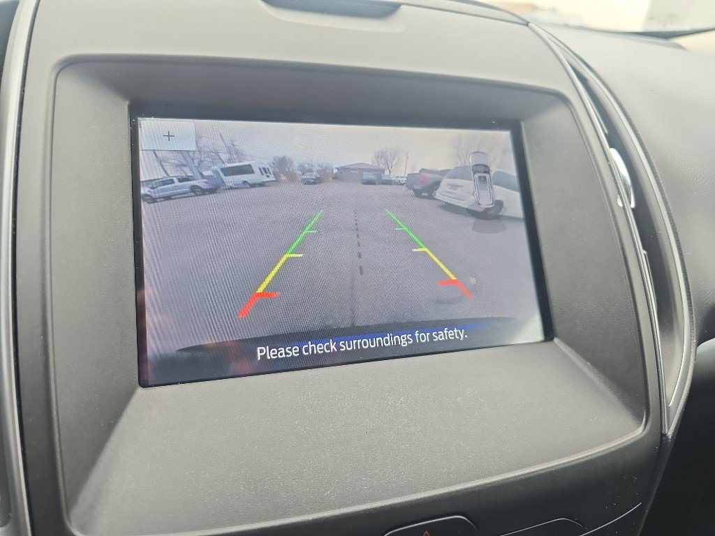 Used 2020 Ford Edge SE w/ Cargo Accessory Package FWD image 25