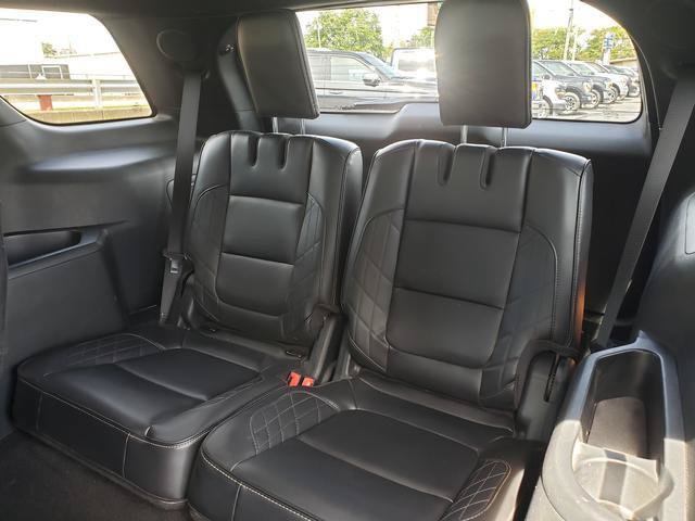 Used 2019 Ford Explorer Platinum AWD/4WD image 14