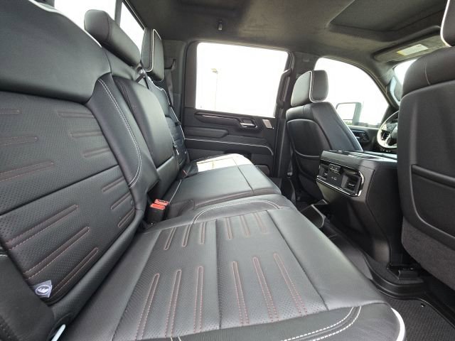 Used 2026 GMC Sierra 2500 AT4X AWD/4WD image 14
