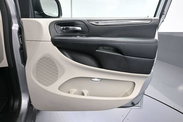 Used 2014 Dodge Grand Caravan SE w/ Quick Order Package 29E SE FWD image 40