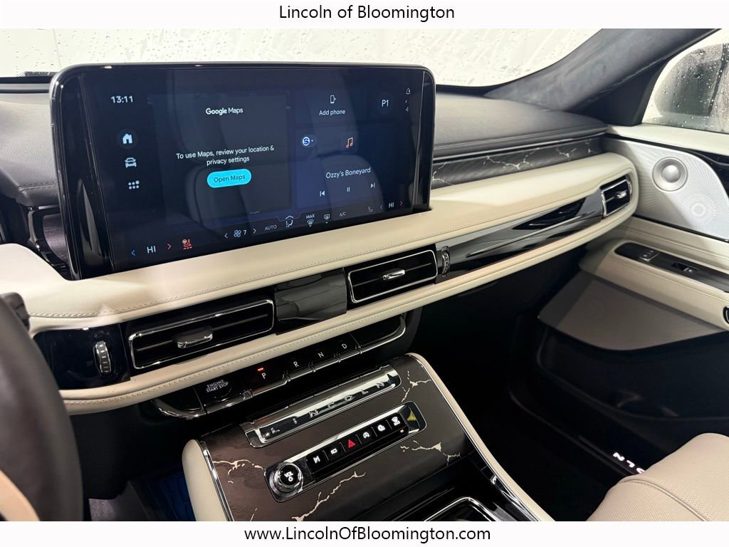 New 2026 Lincoln Aviator Black Label w/ Jet Appearance Package image 32