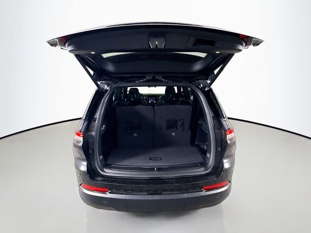 New 2025 Jeep Grand Cherokee L Altitude image 26