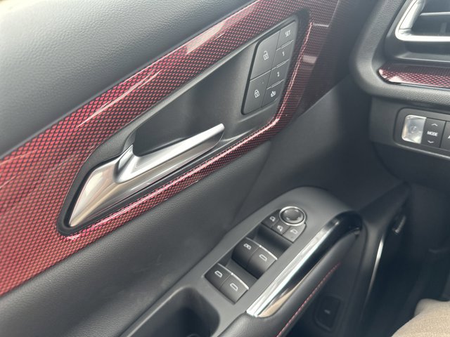 New 2026 Chevrolet Traverse RS w/ LPO, Floor Liner Package image 16