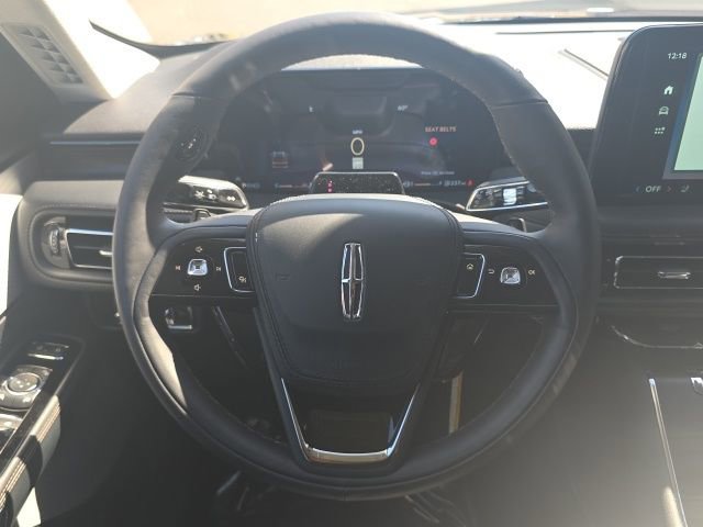 New 2026 Lincoln Aviator Reserve image 13