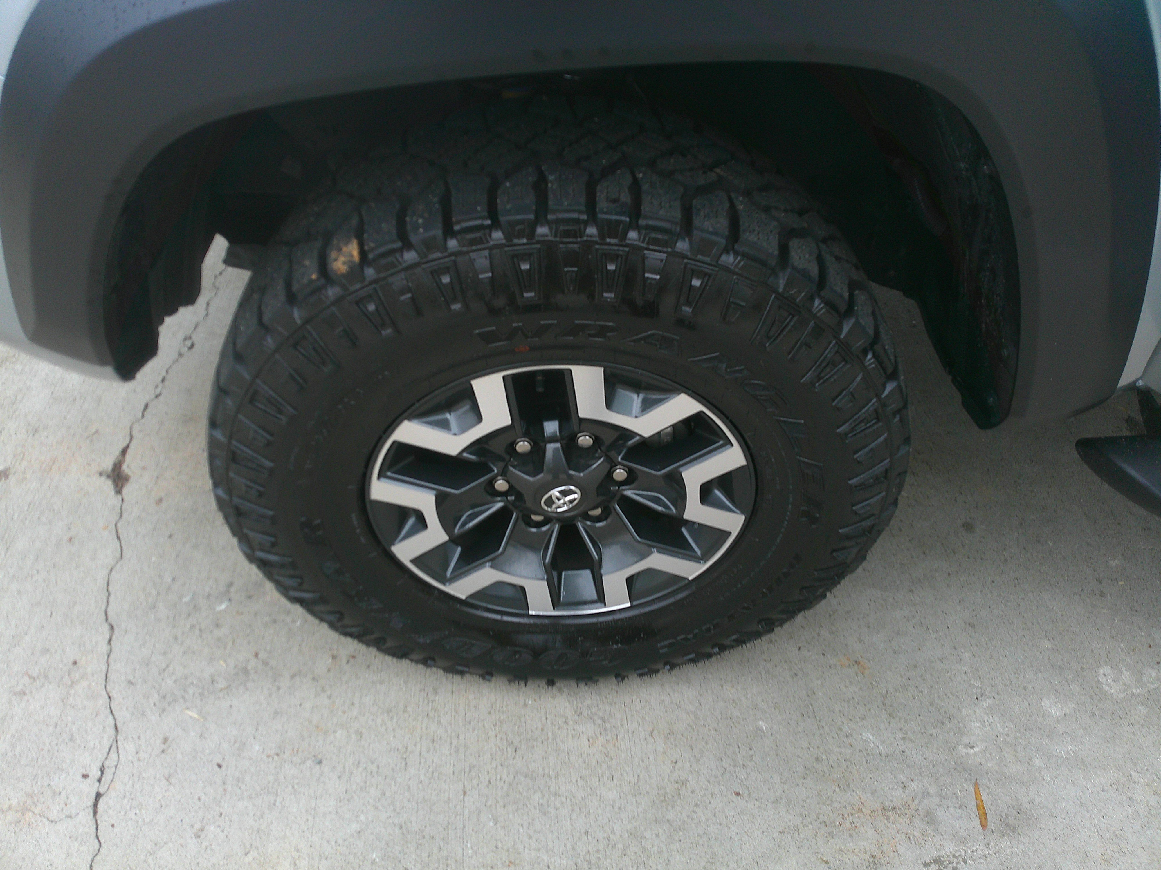 Used 2023 Toyota Tacoma TRD Off-Road image 20