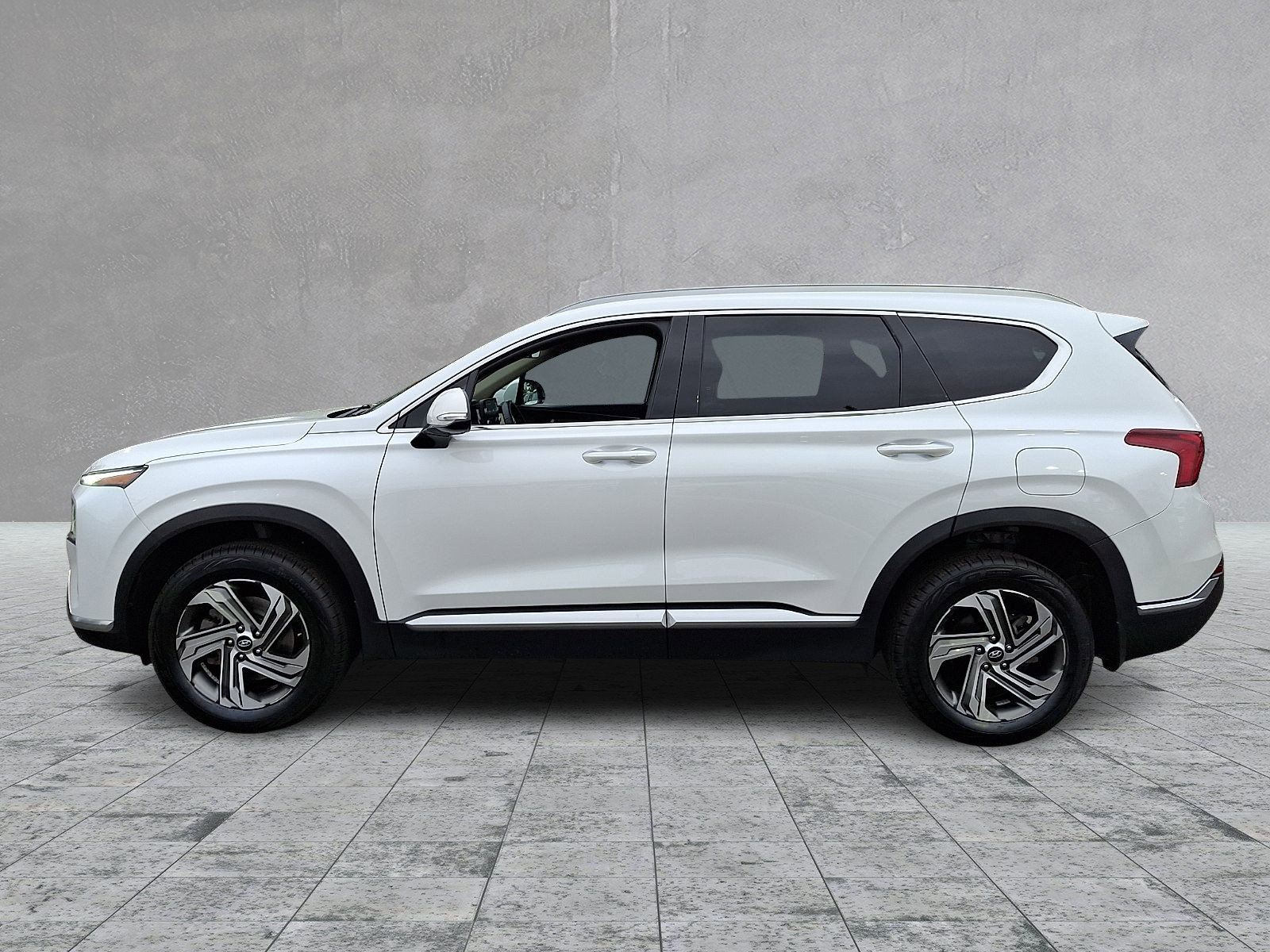 Used 2021 Hyundai Santa Fe SEL w/ Convenience Package AWD/4WD image 4