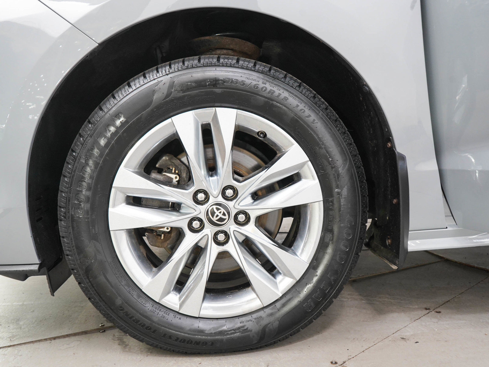 Used 2022 Toyota Sienna XLE Woodland Edition AWD/4WD image 32