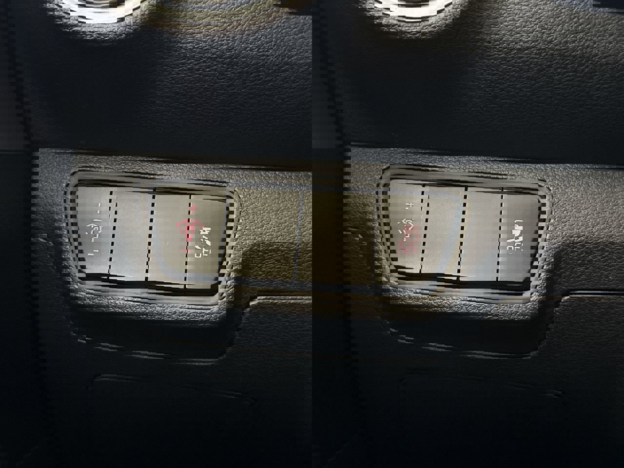 Used 2024 Kia Forte LXS image 15