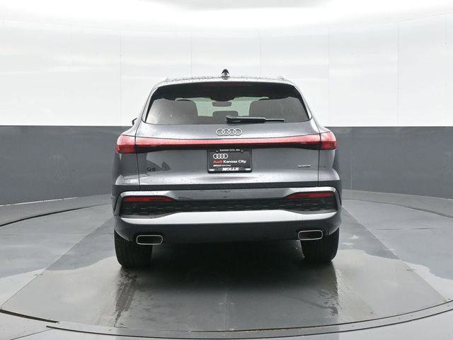 Certified 2025 Audi Q5 Premium w/ Convenience Package image 6