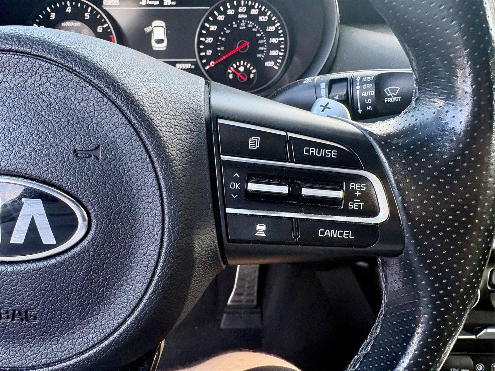 Used 2020 Kia Stinger GT2 RWD image 18