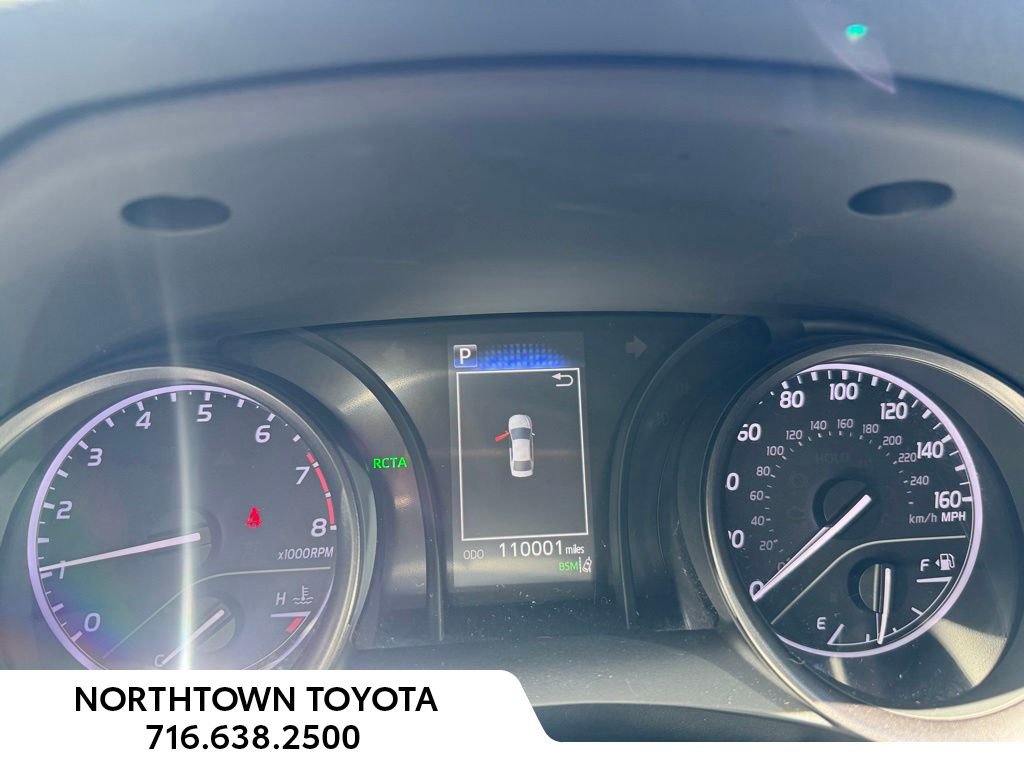 Used 2022 Toyota Camry SE w/ Convenience Package FWD image 7