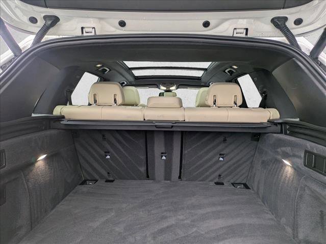 Used 2022 BMW X5 xDrive40i w/ Parking Assistance Package image 6