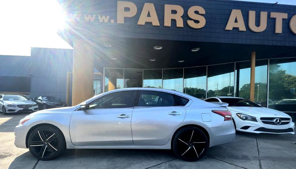 Used 2015 Nissan Altima 2.5 S w/ Special Edition Package