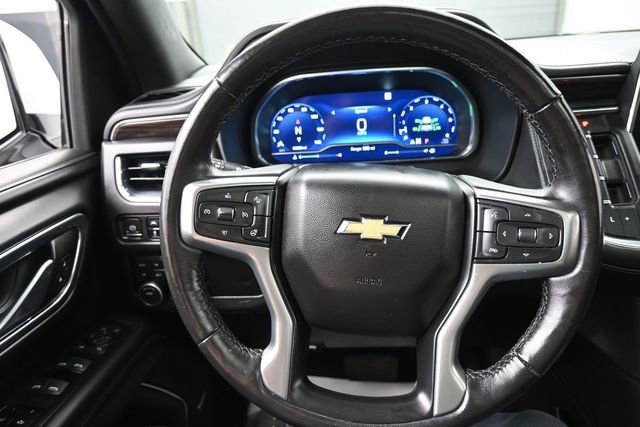 Used 2023 Chevrolet Suburban LT w/ LT Signature Plus Package AWD/4WD image 8