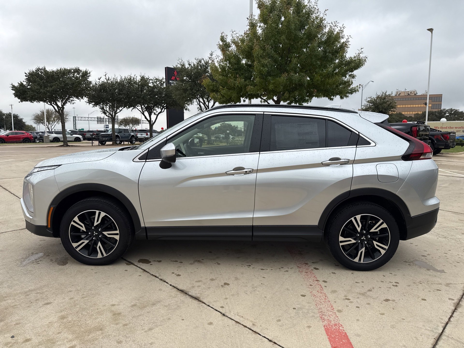 Used 2025 Mitsubishi Eclipse Cross SE image 5