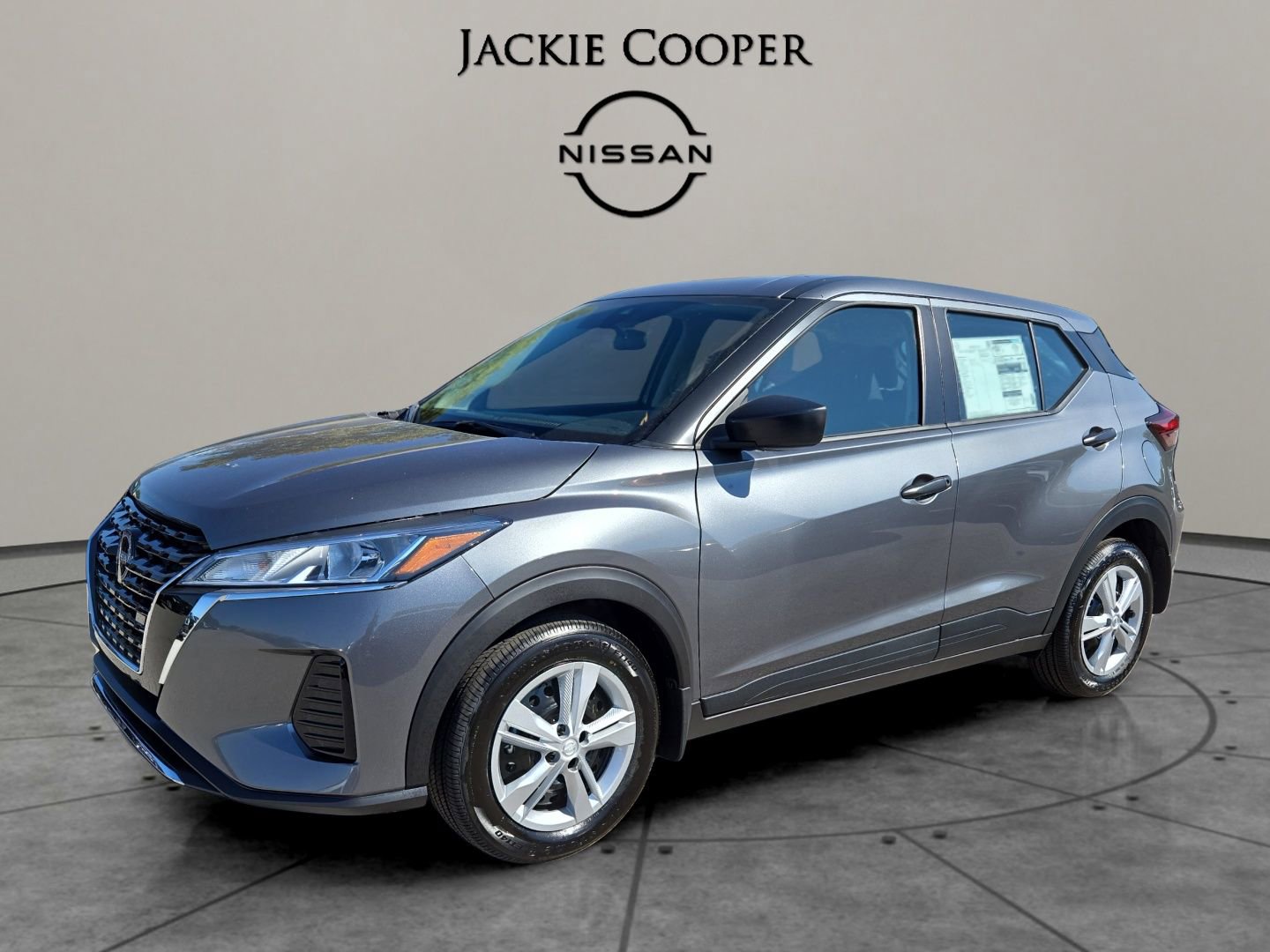 New 2025 Nissan Kicks Play S image 1