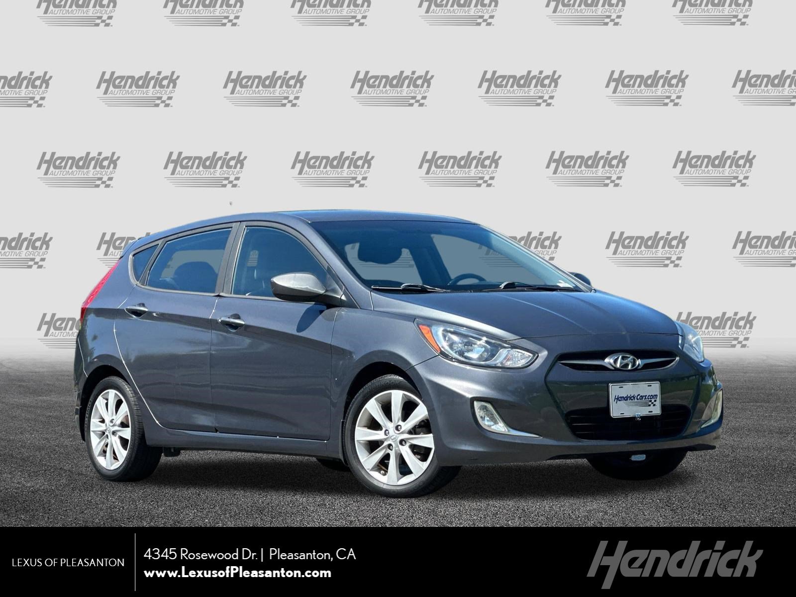 Used 2012 Hyundai Accent SE FWD image 1