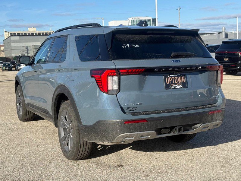 New 2026 Ford Explorer Active w/ Active Comfort Package image 7