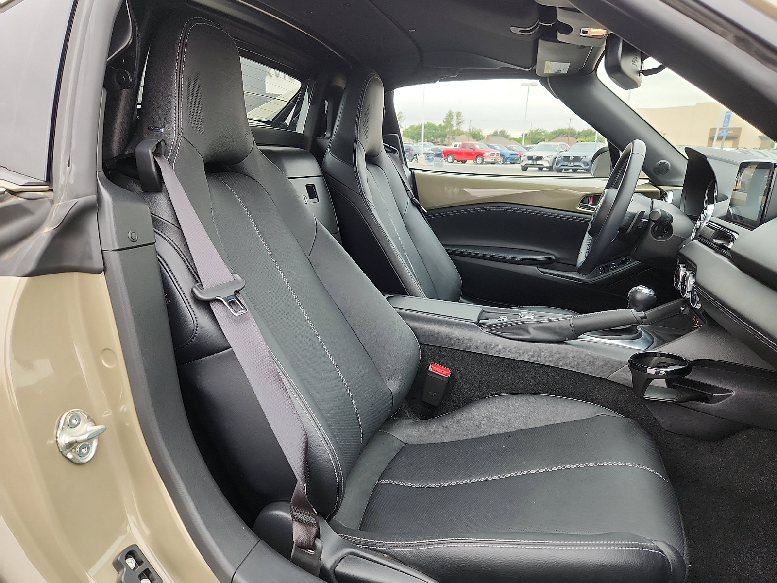 Used 2023 MAZDA MX-5 Miata Grand Touring w/ Weather Package RWD image 15