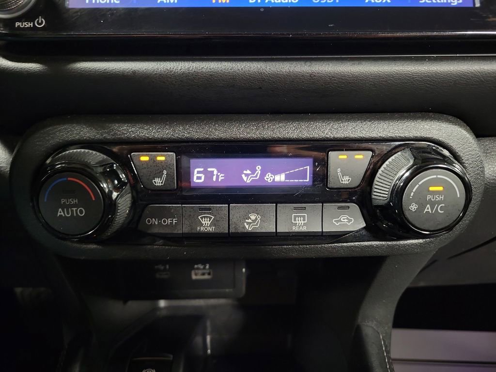 Used 2022 Nissan Kicks SR w/ Premium Package image 17