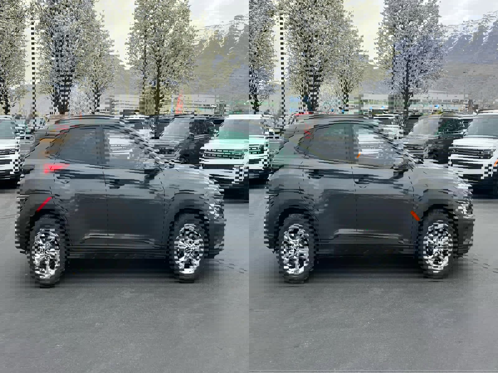 Certified 2022 Hyundai Kona SEL w/ Convenience Package image 6