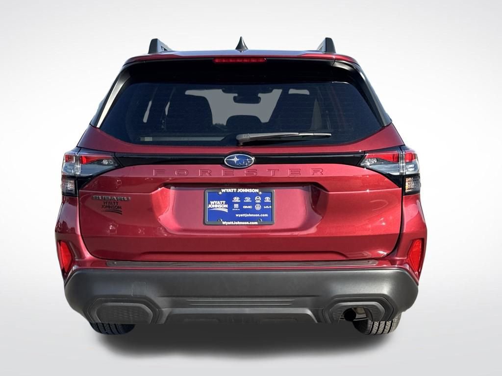 Used 2025 Subaru Forester Premium w/ Convenience Package #2 image 4