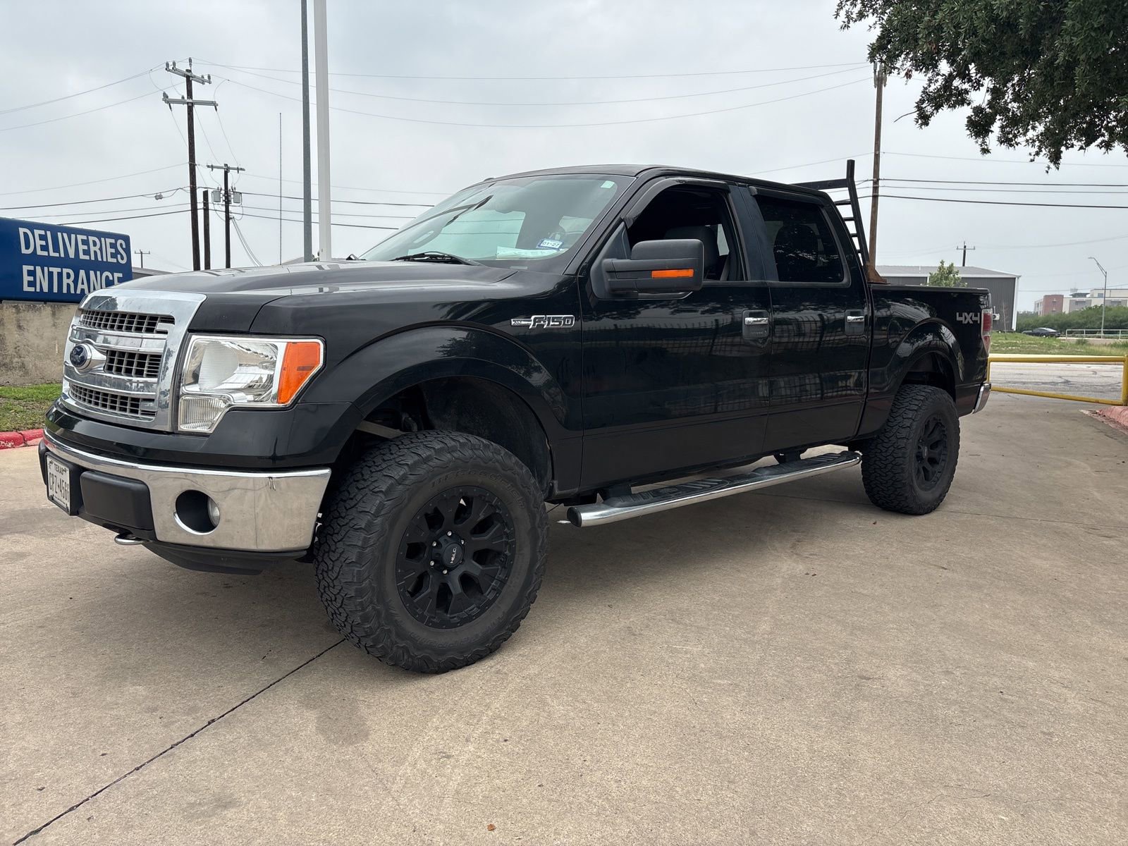 Used 2013 Ford F150 XLT w/ XLT Chrome Pkg AWD/4WD image 6