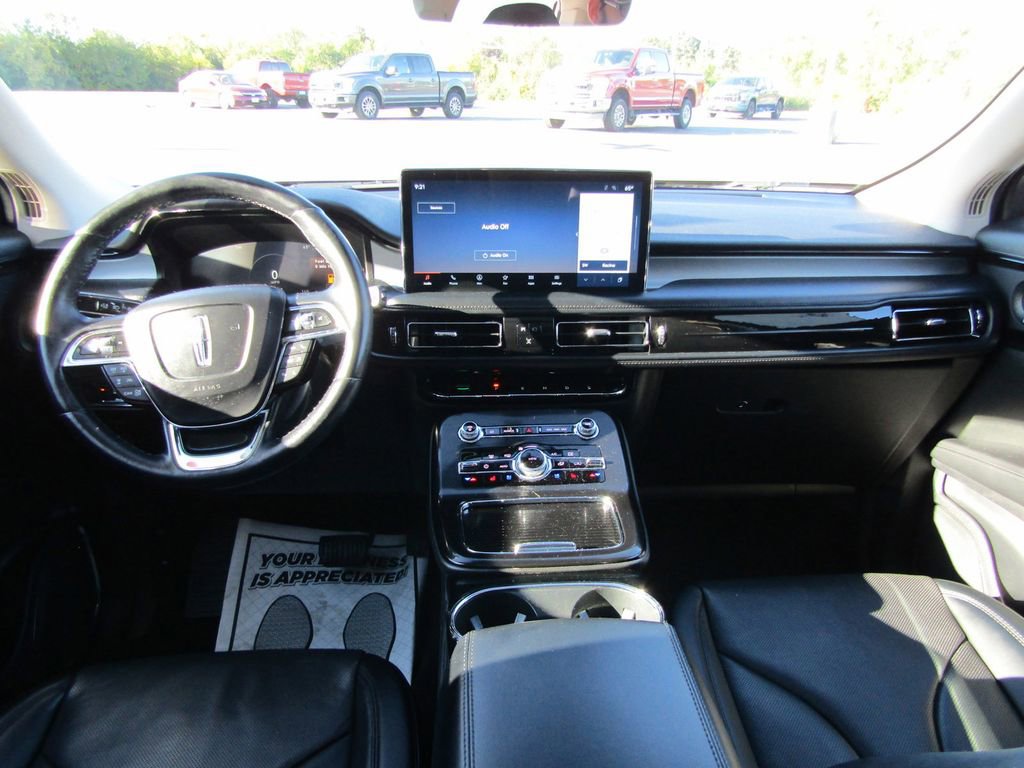 Used 2021 Lincoln Nautilus Reserve w/ Equipment Group 201A image 17