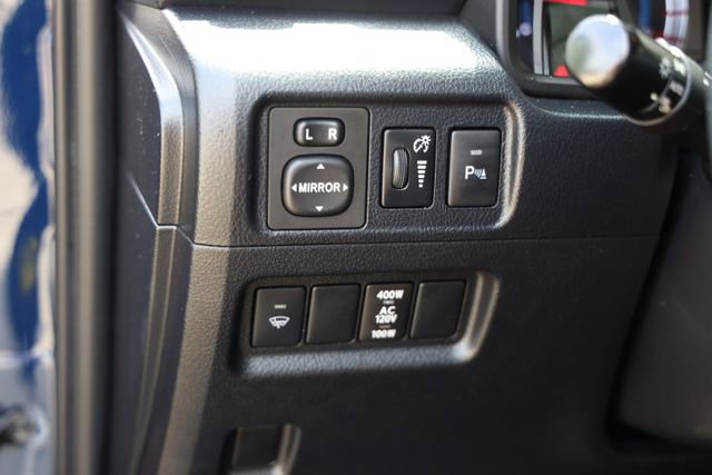 Used 2019 Toyota 4Runner Limited AWD/4WD image 28
